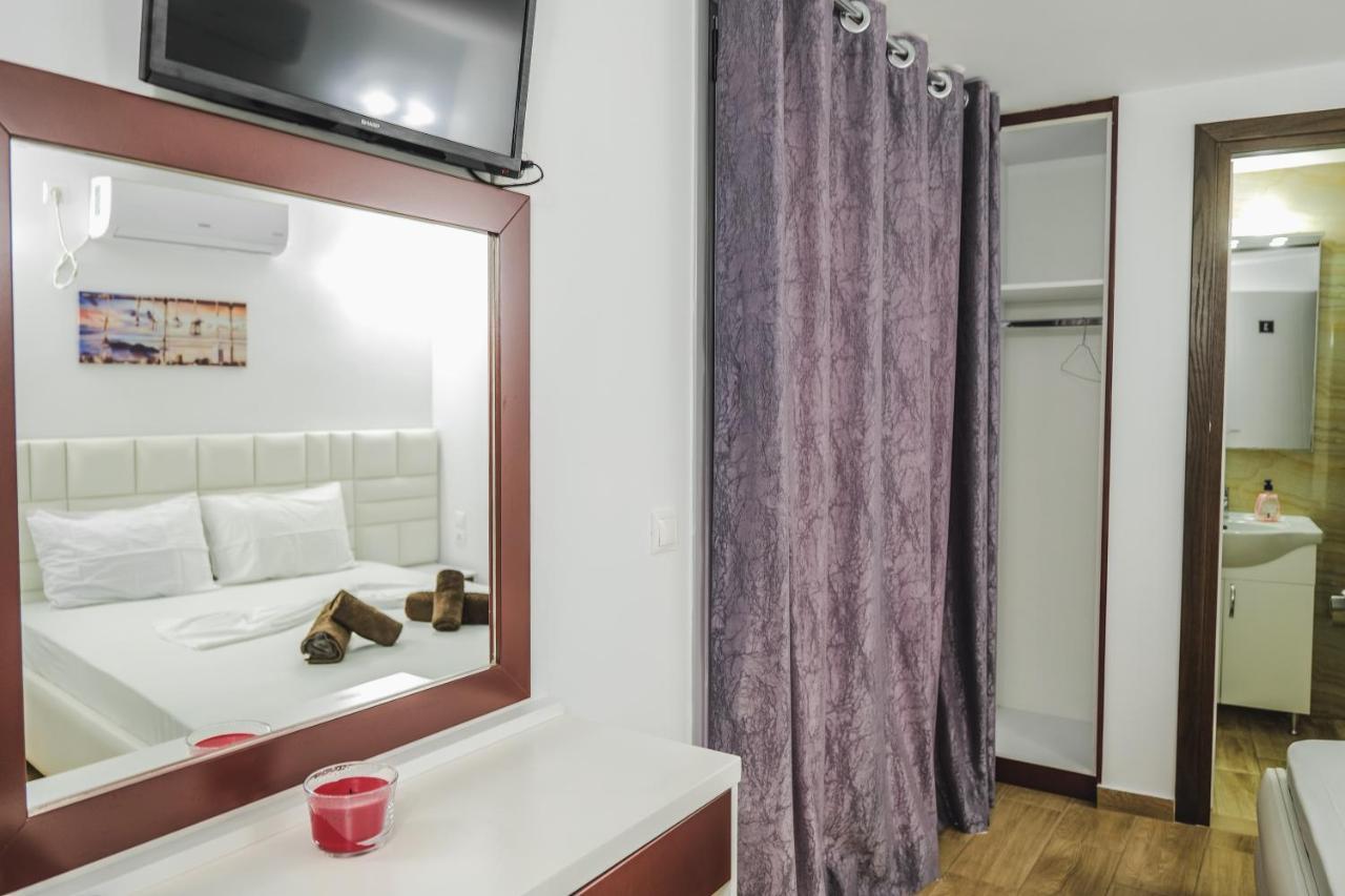 Fori'S Rooms Himarë Dış mekan fotoğraf