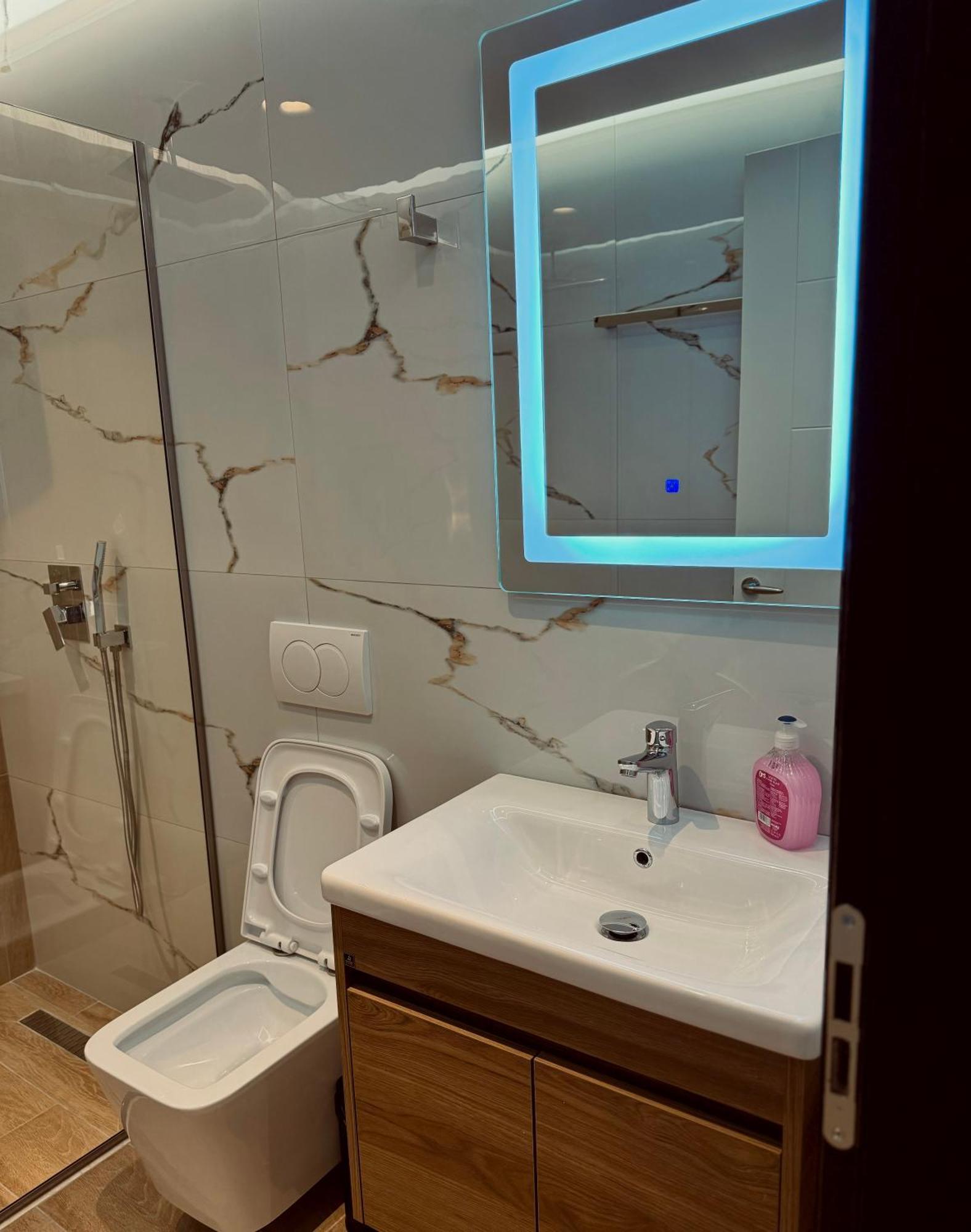 Fori'S Rooms Himarë Dış mekan fotoğraf