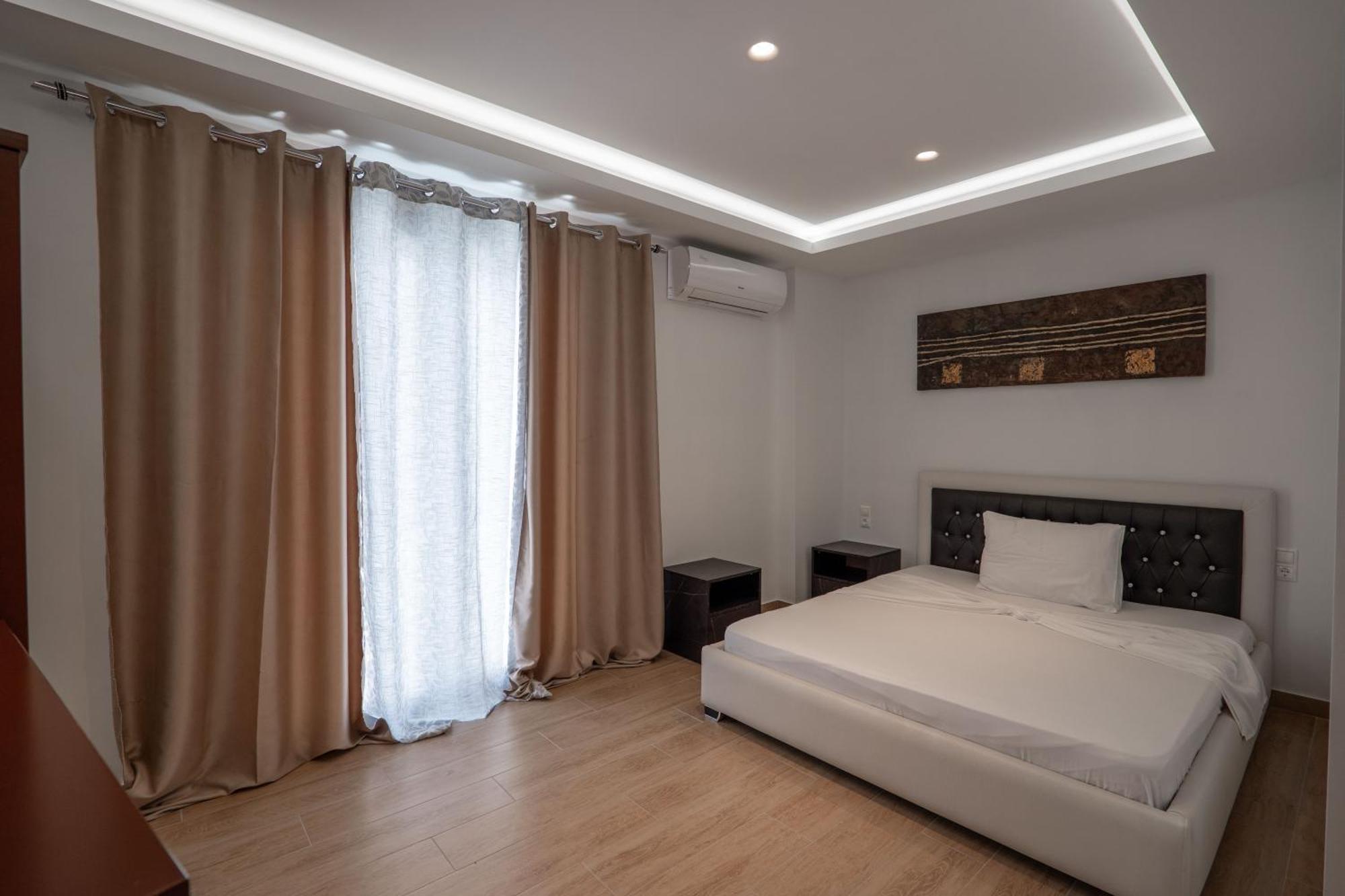 Fori'S Rooms Himarë Dış mekan fotoğraf