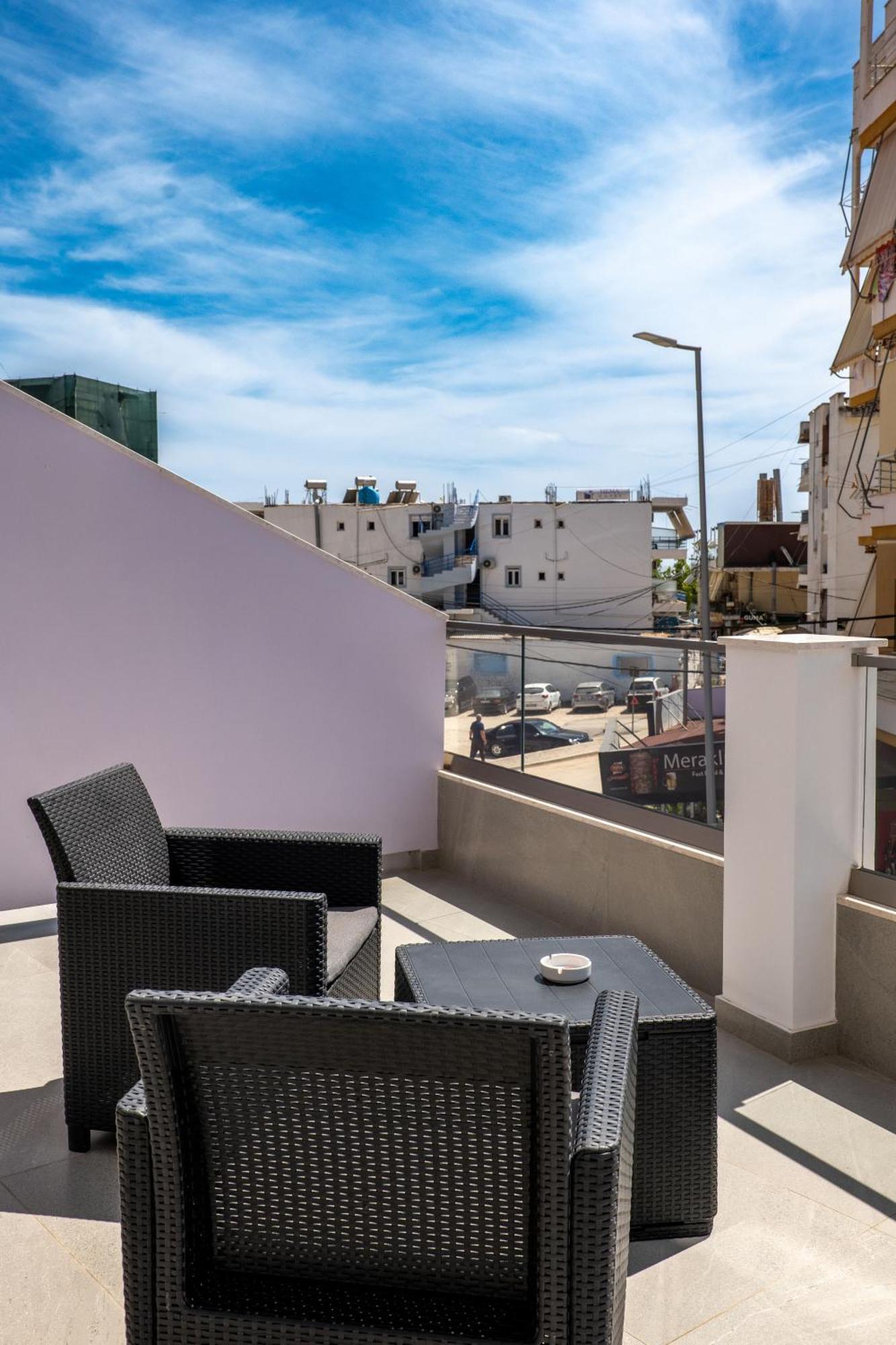 Fori'S Rooms Himarë Dış mekan fotoğraf