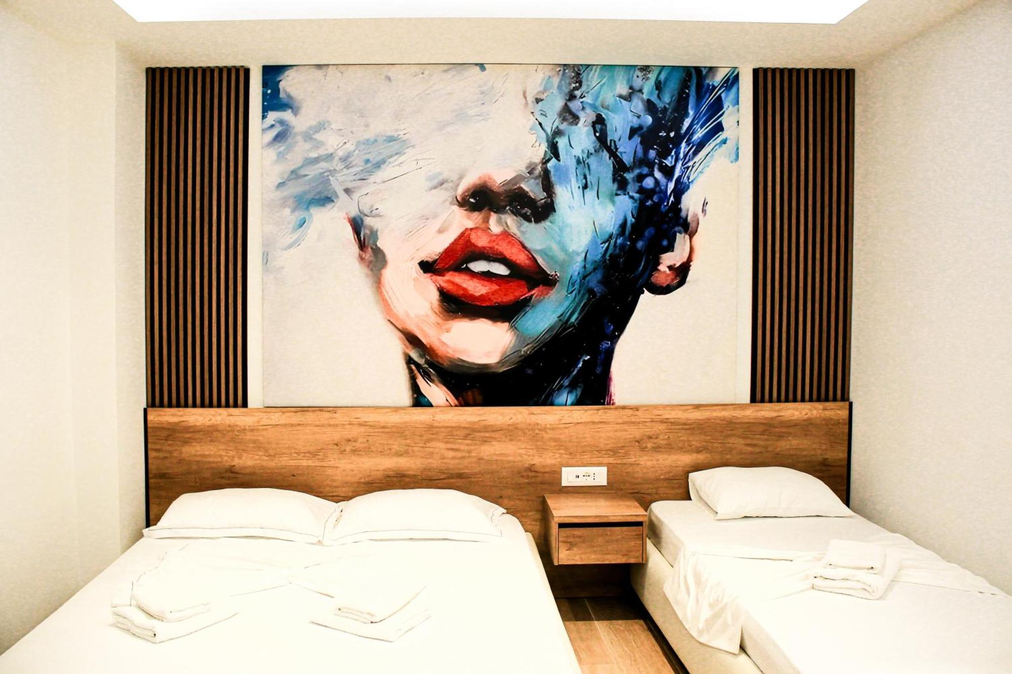 Fori'S Rooms Himarë Dış mekan fotoğraf