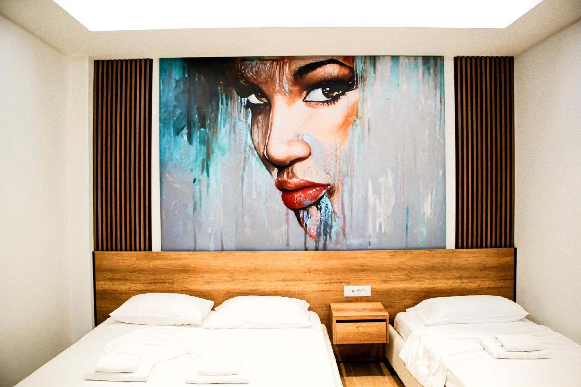 Fori'S Rooms Himarë Dış mekan fotoğraf
