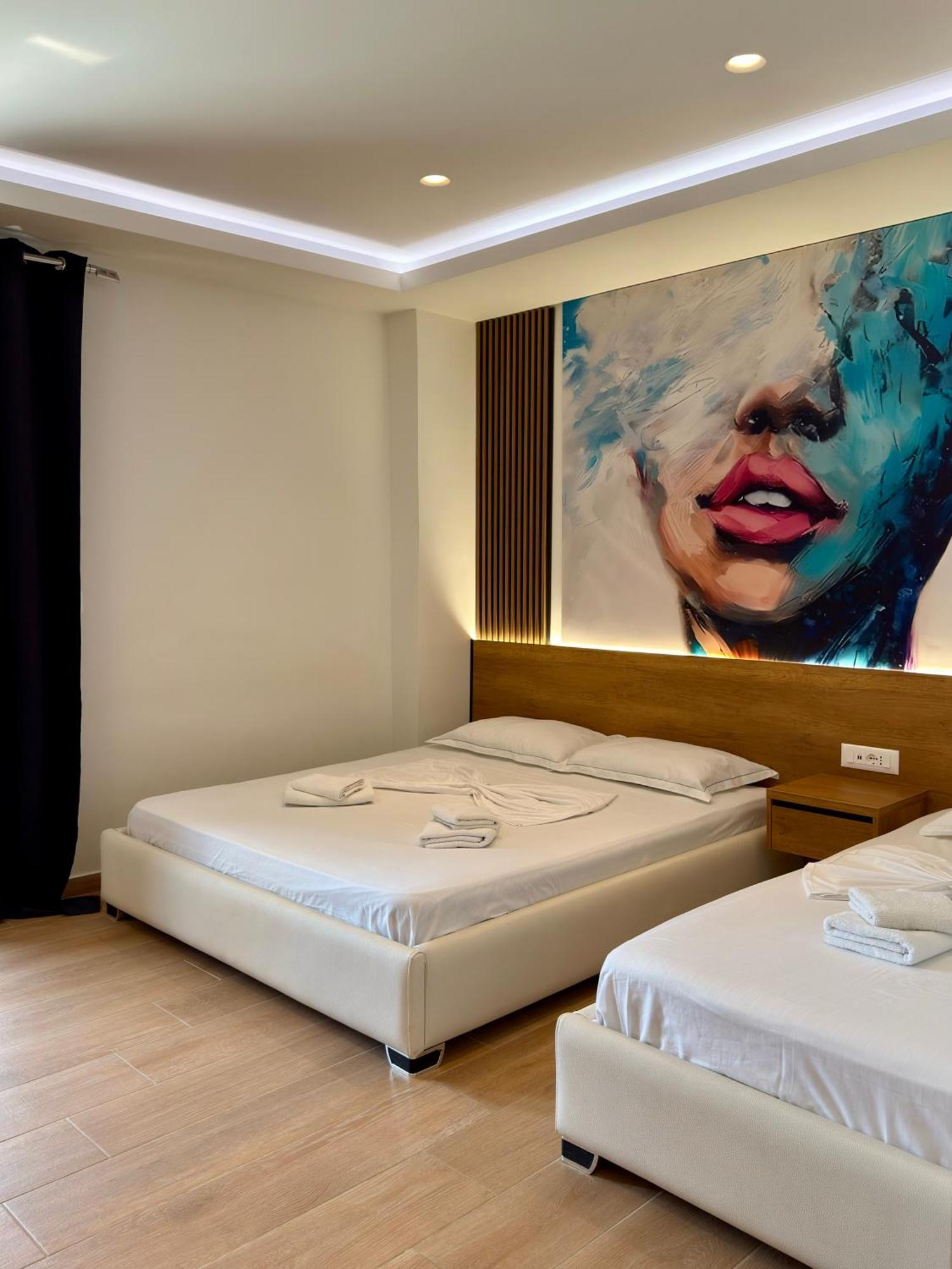 Fori'S Rooms Himarë Dış mekan fotoğraf